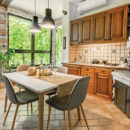 Apartmán Gorgeous In With Kitchen